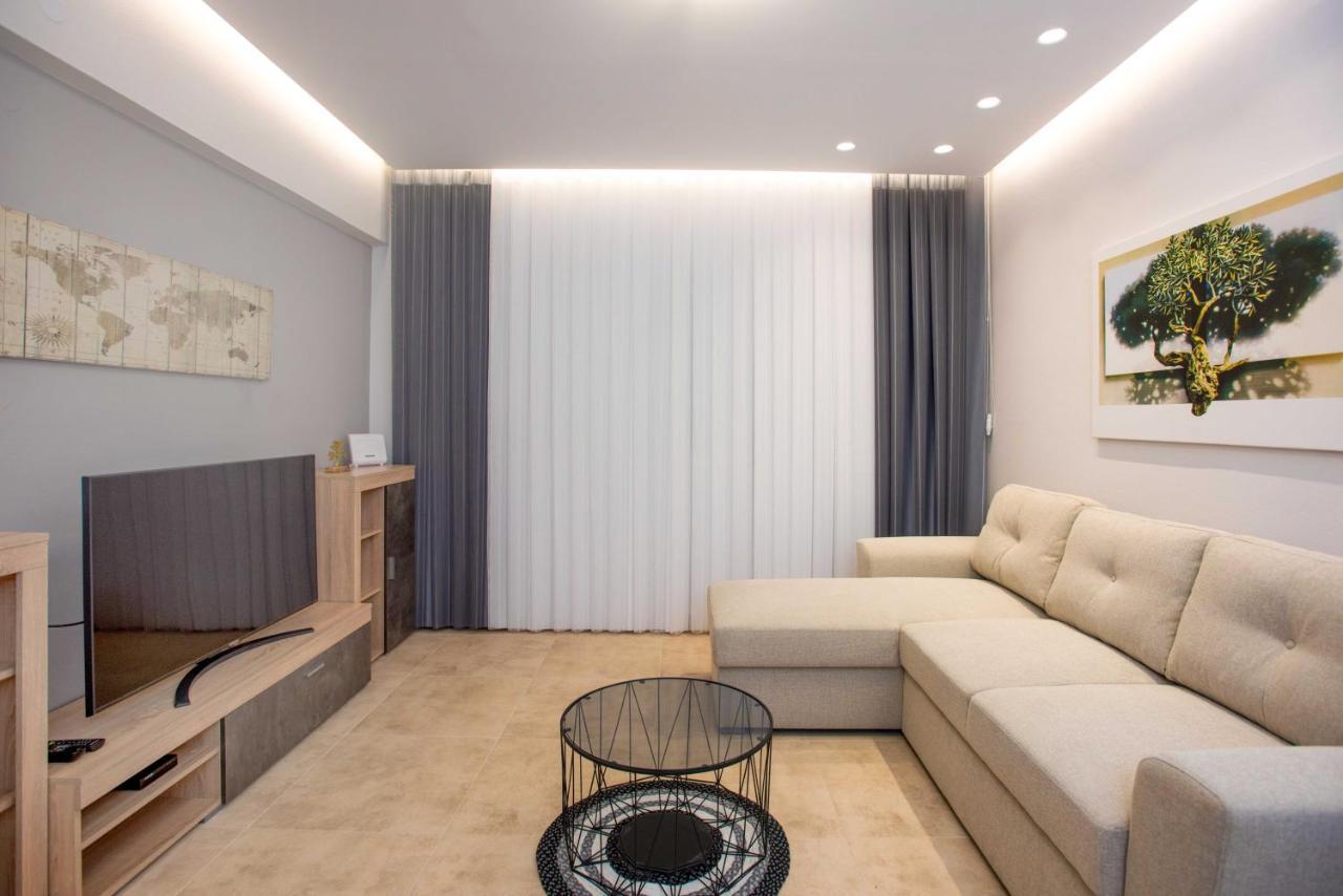 Comfy Central 1 Bedroom Apt With Terrace And View Iraklion Buitenkant foto